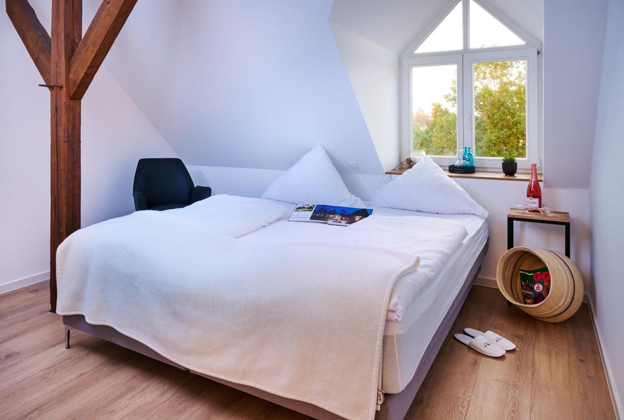 Hotel Restaurant Zur Linde Westerstede Dış mekan fotoğraf